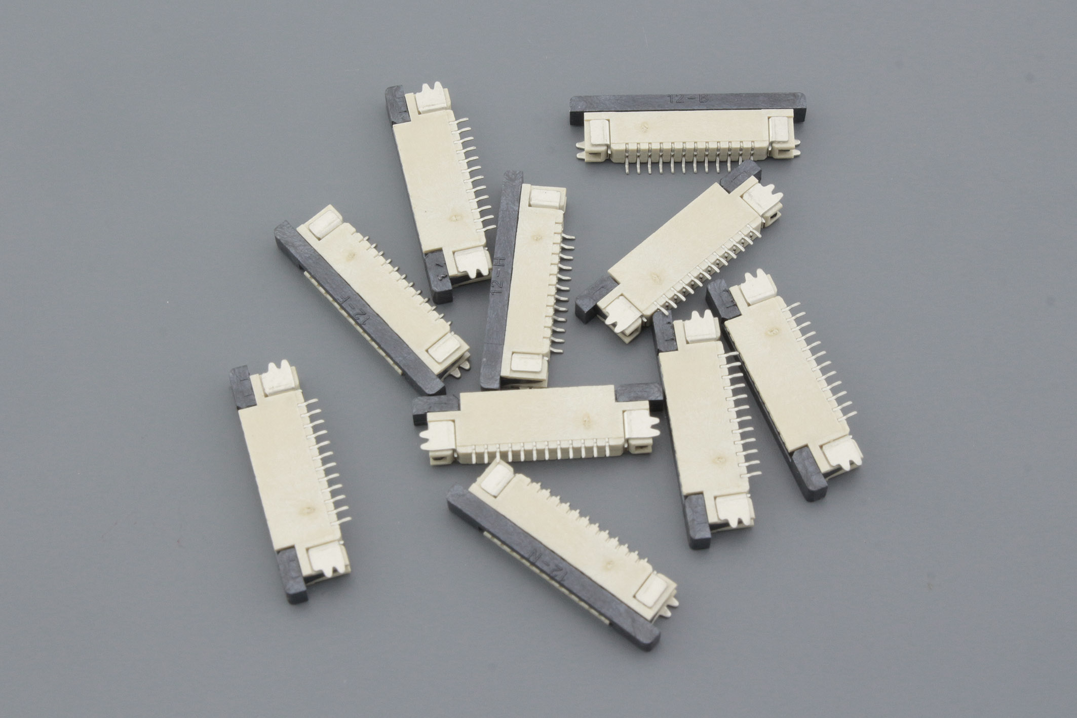 Разъем FPC Half Coverage Bottom Contact 0.8K-BX-12PWB 12 pin высота 2мм шаг 0,8мм 10 шт