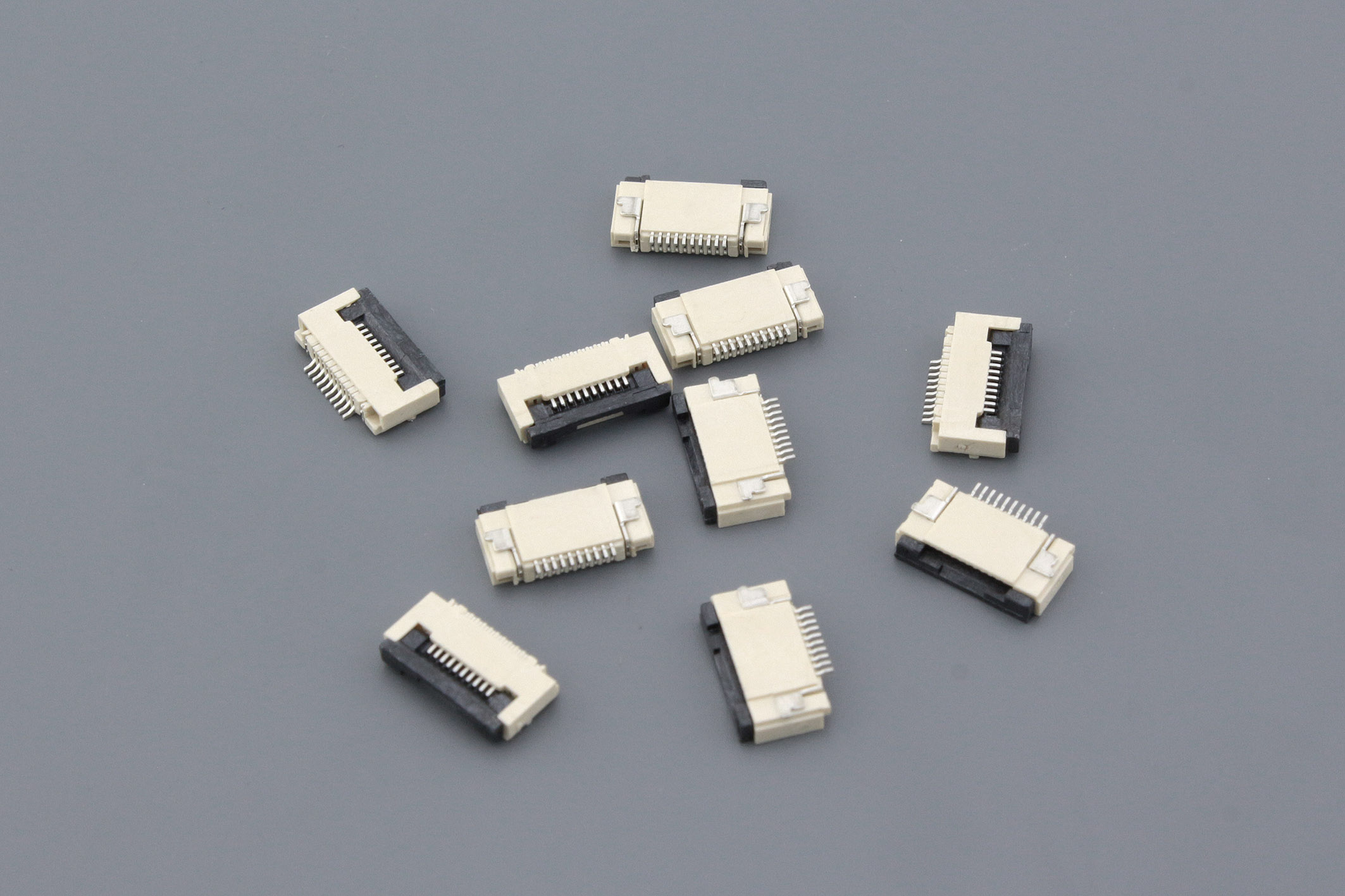 Разъем FPC Flip-Lock 0510-10RLGF 10 pin высота 1мм шаг 0,5мм 10 шт